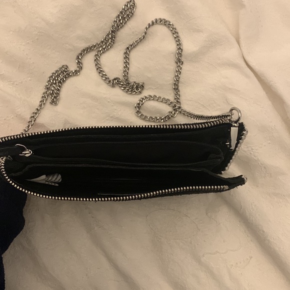 Black crossbody purse - Picture 2 of 3